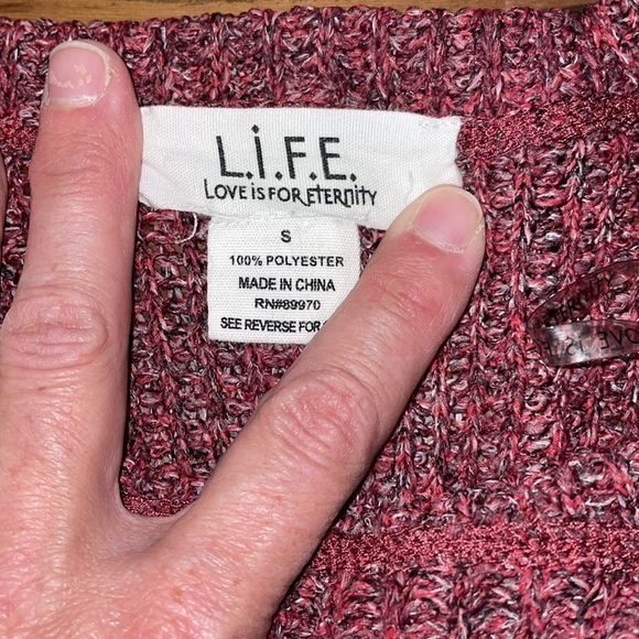L.i.f.e. Love Is For Eternity Red Lightweight Pullover Sweater Woman's Size S‎ - Picture 3 of 4